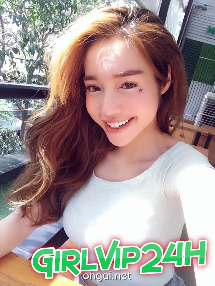 FB diễn viên người mẫu Elly Trần (Nguyễn Thị Kim Hồng)